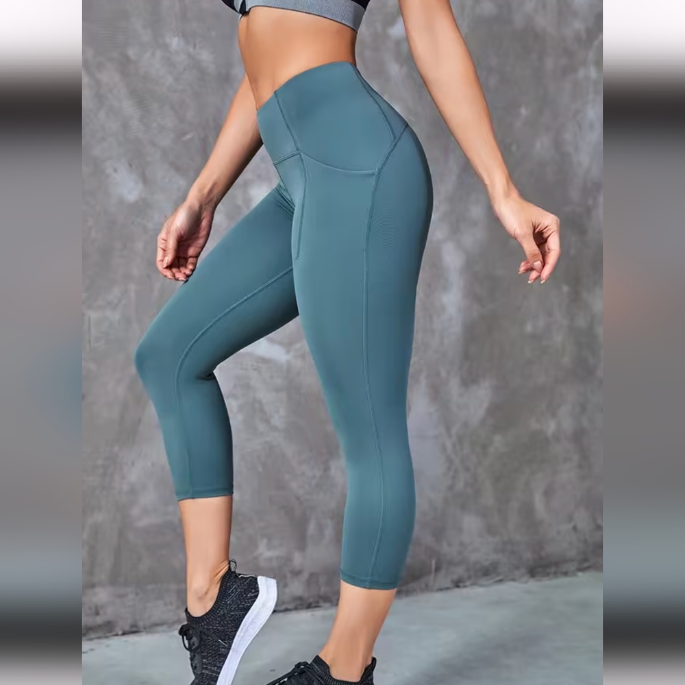 Cupshe Capri Leggings - super soft!